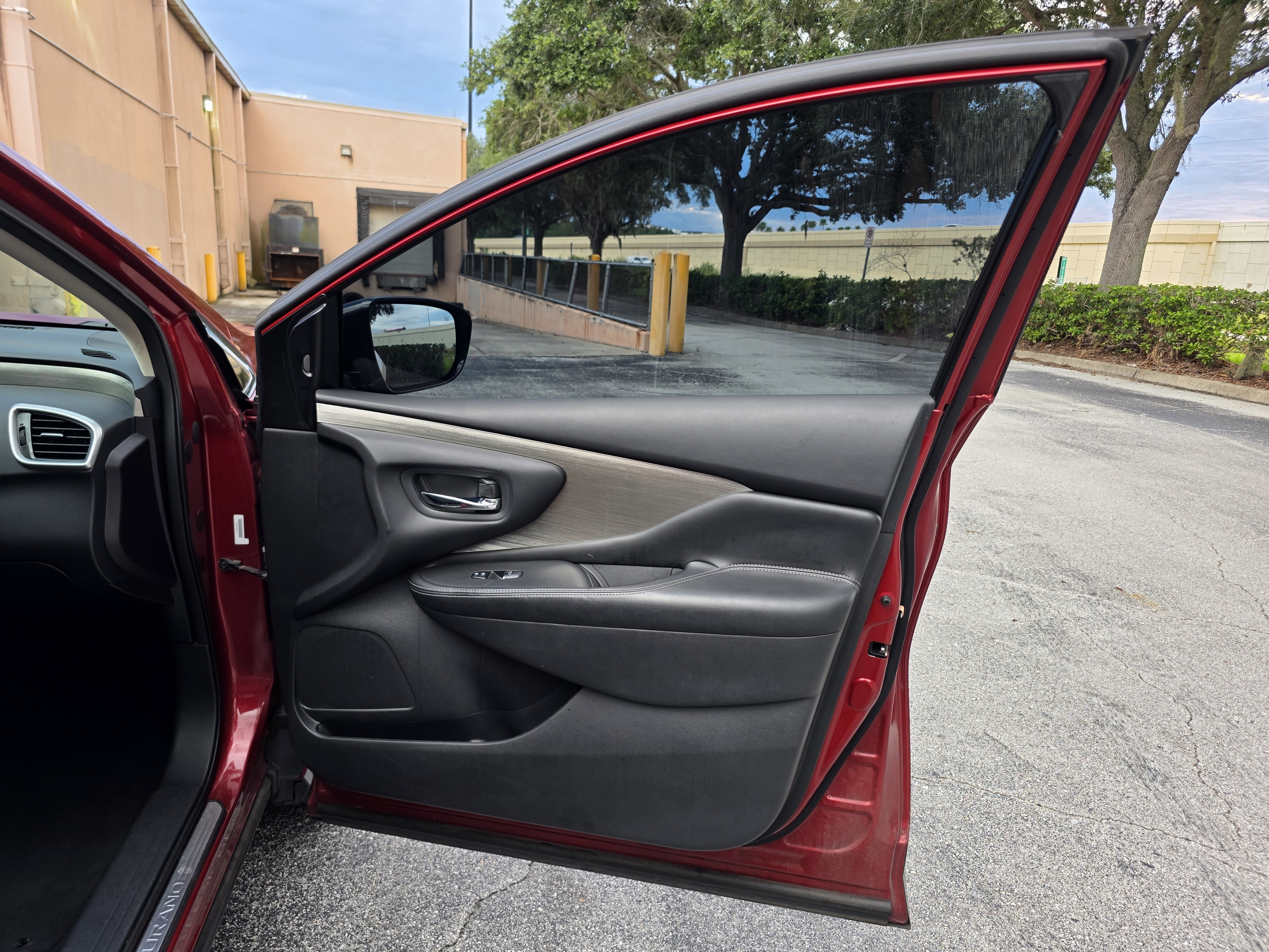 2015 Nissan Murano SL AWD photo 44