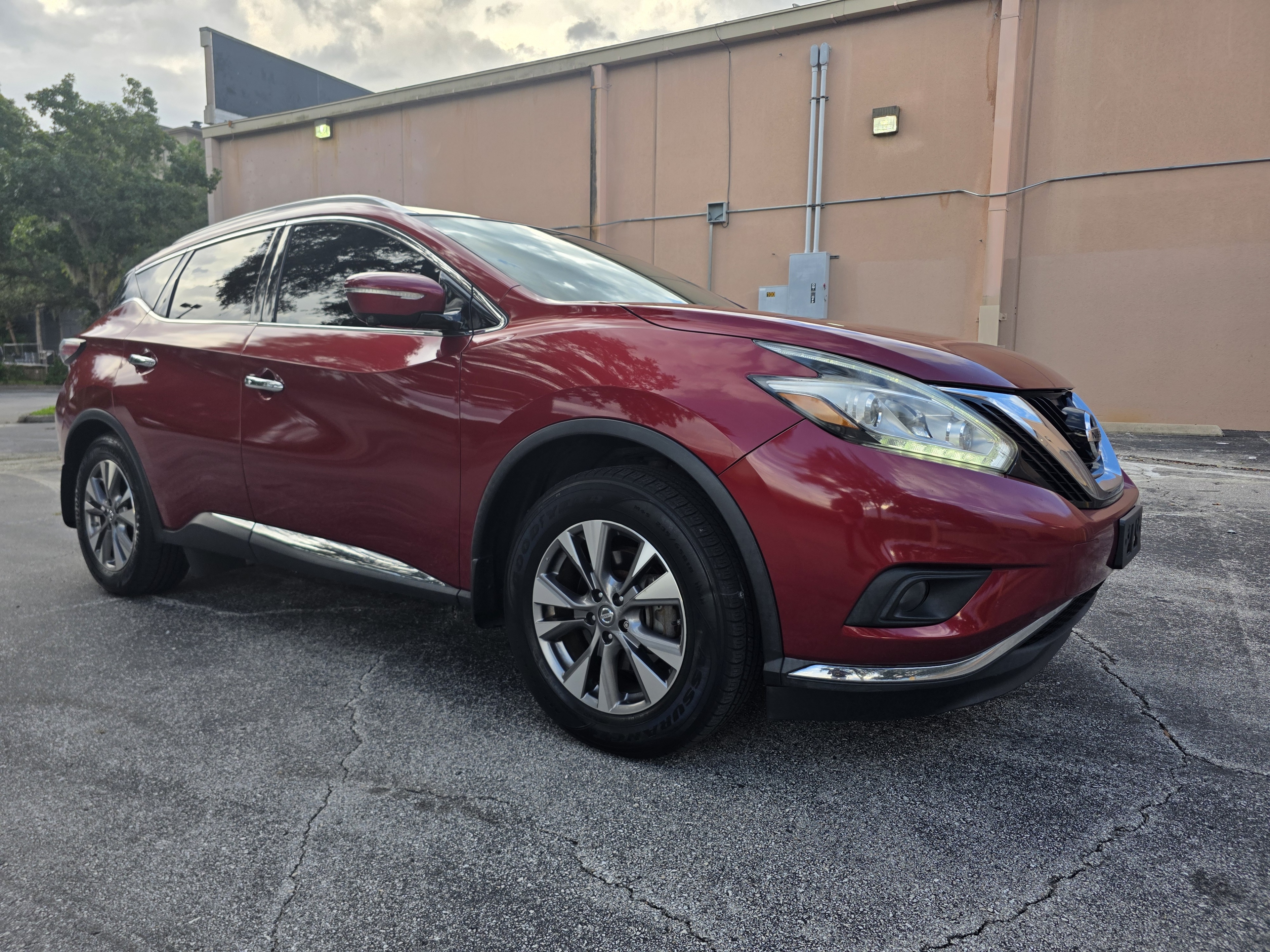 2015 Nissan Murano SL AWD photo 24