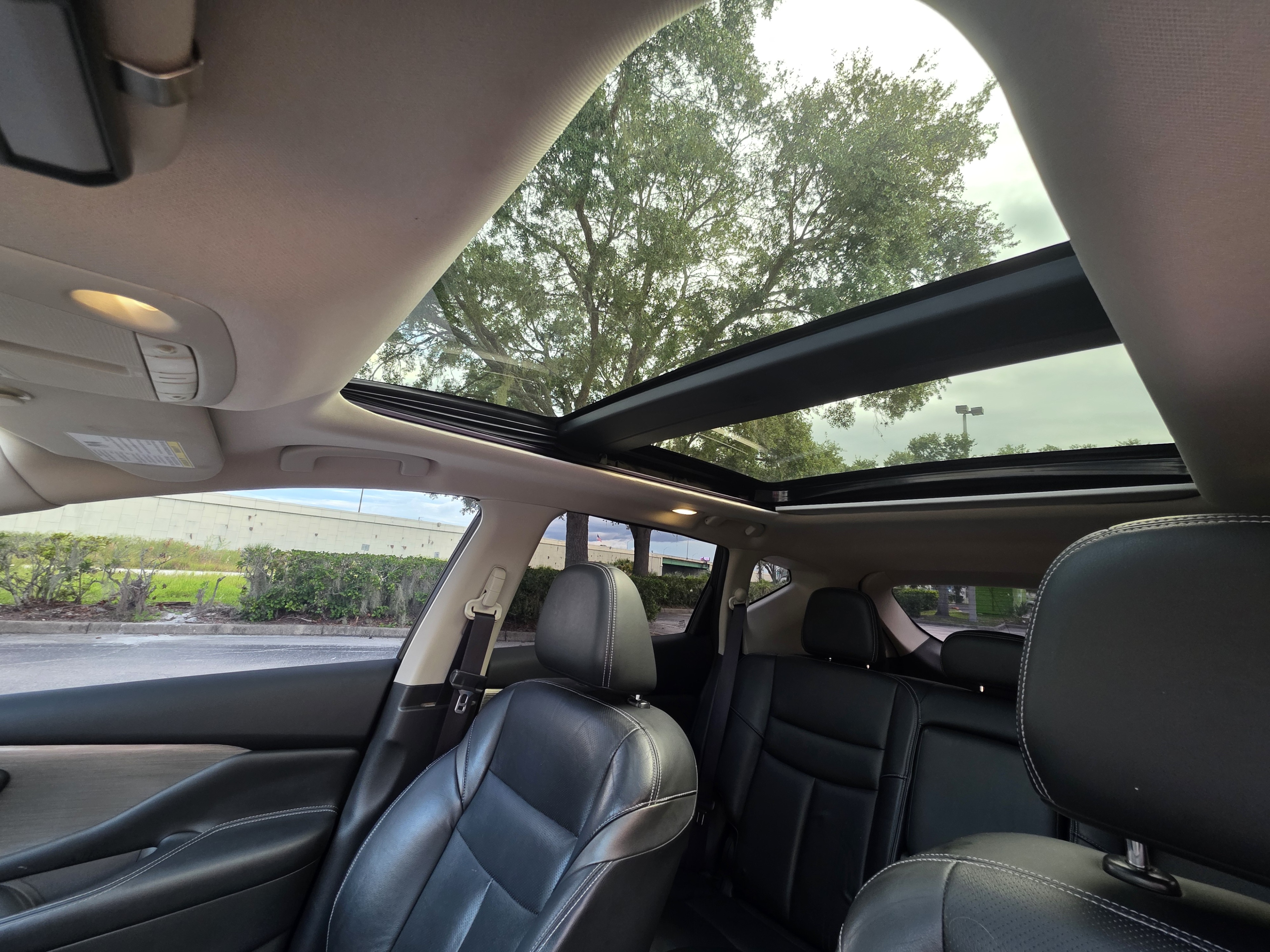 2015 Nissan Murano SL AWD photo 53