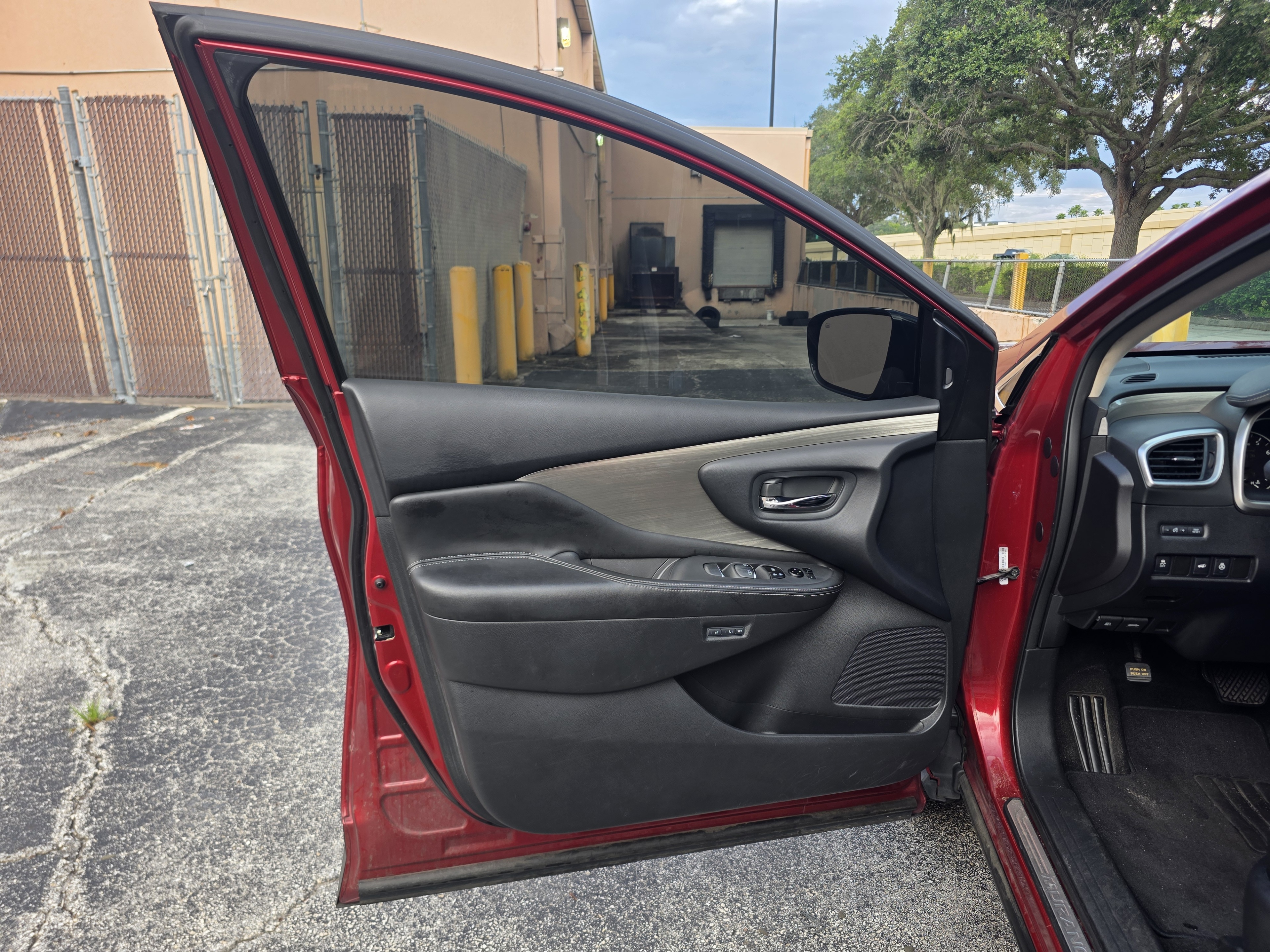 2015 Nissan Murano SL AWD photo 93