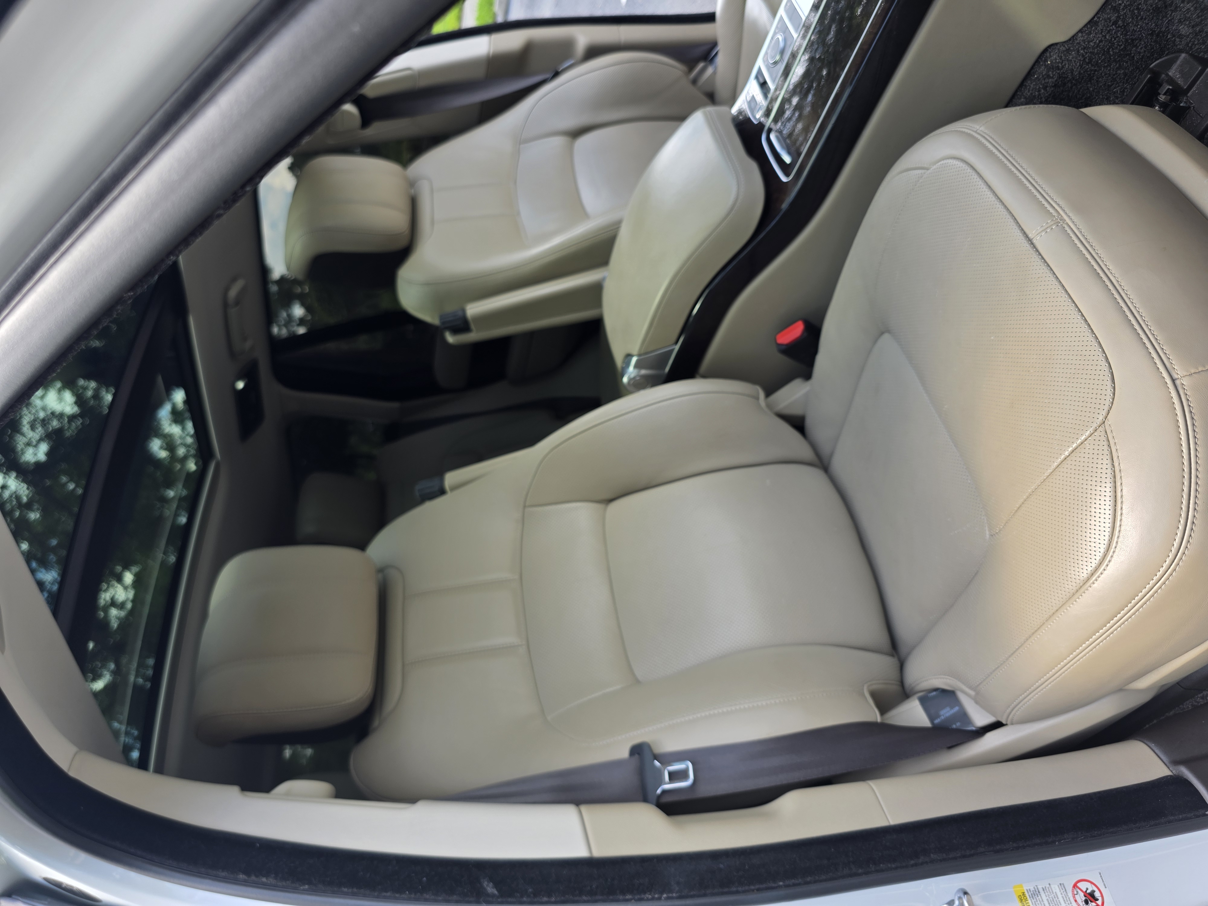 2020 Land Rover Range Rover HSE photo 53