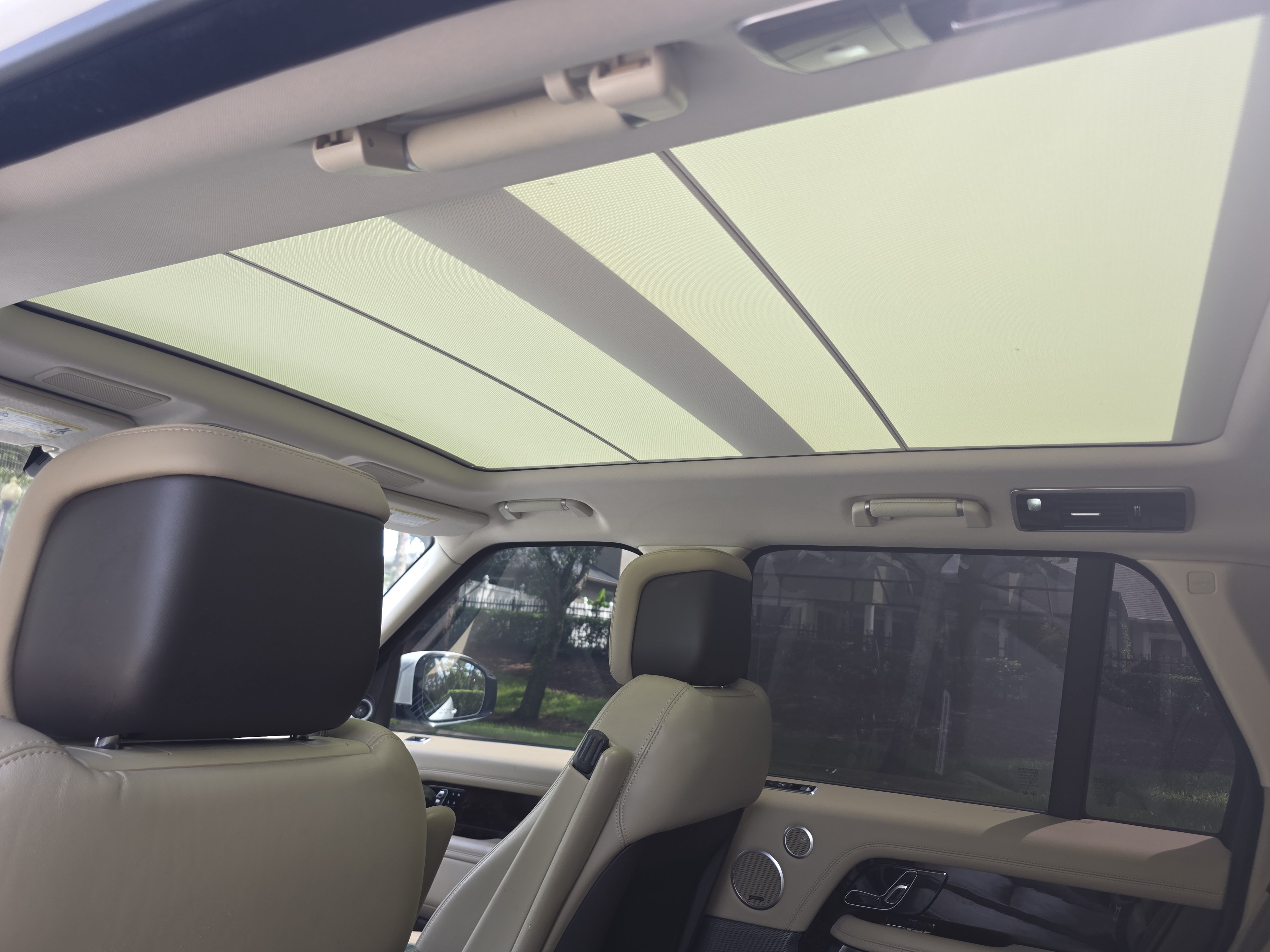2020 Land Rover Range Rover HSE photo 66