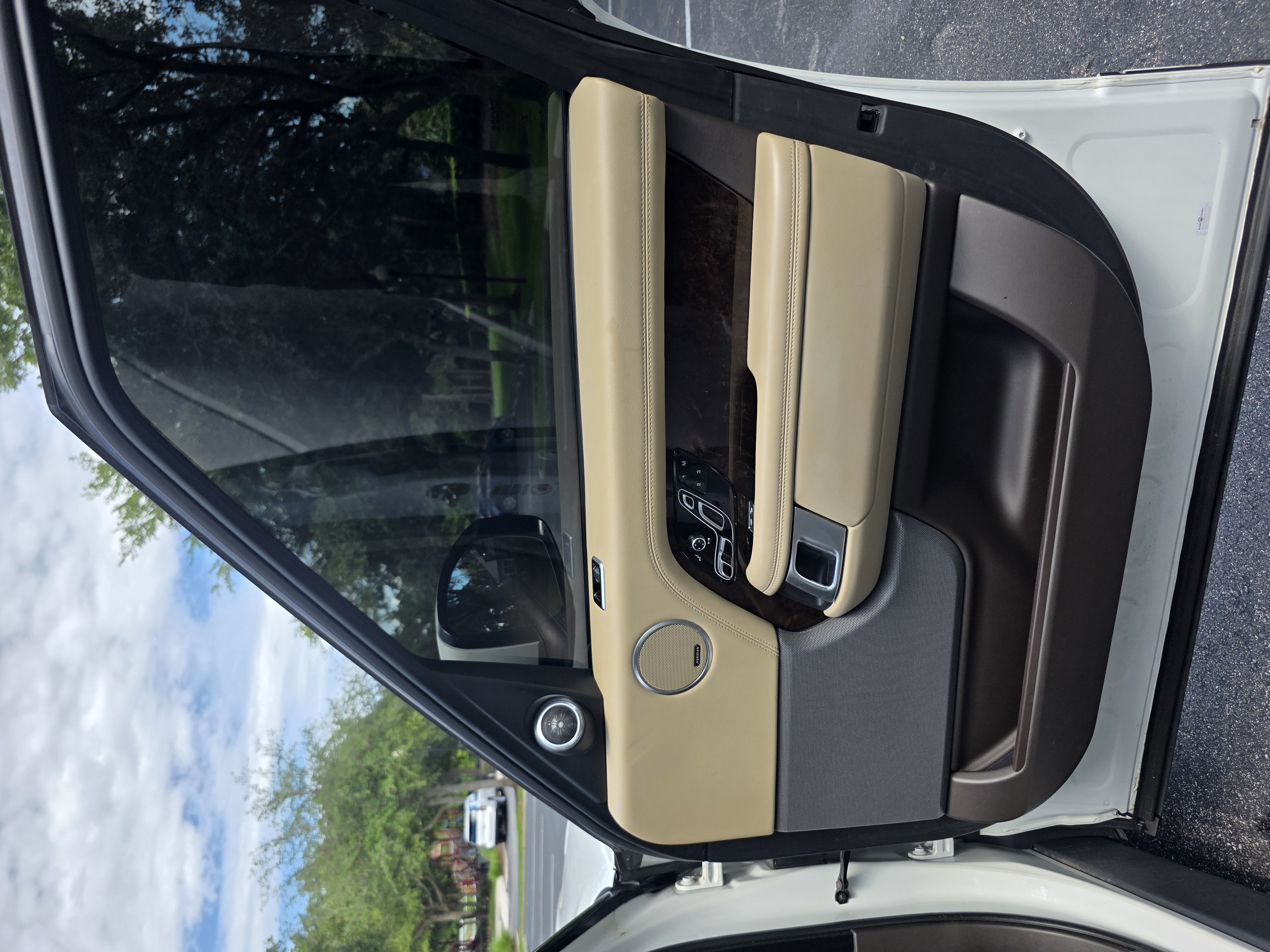 2020 Land Rover Range Rover HSE photo 54