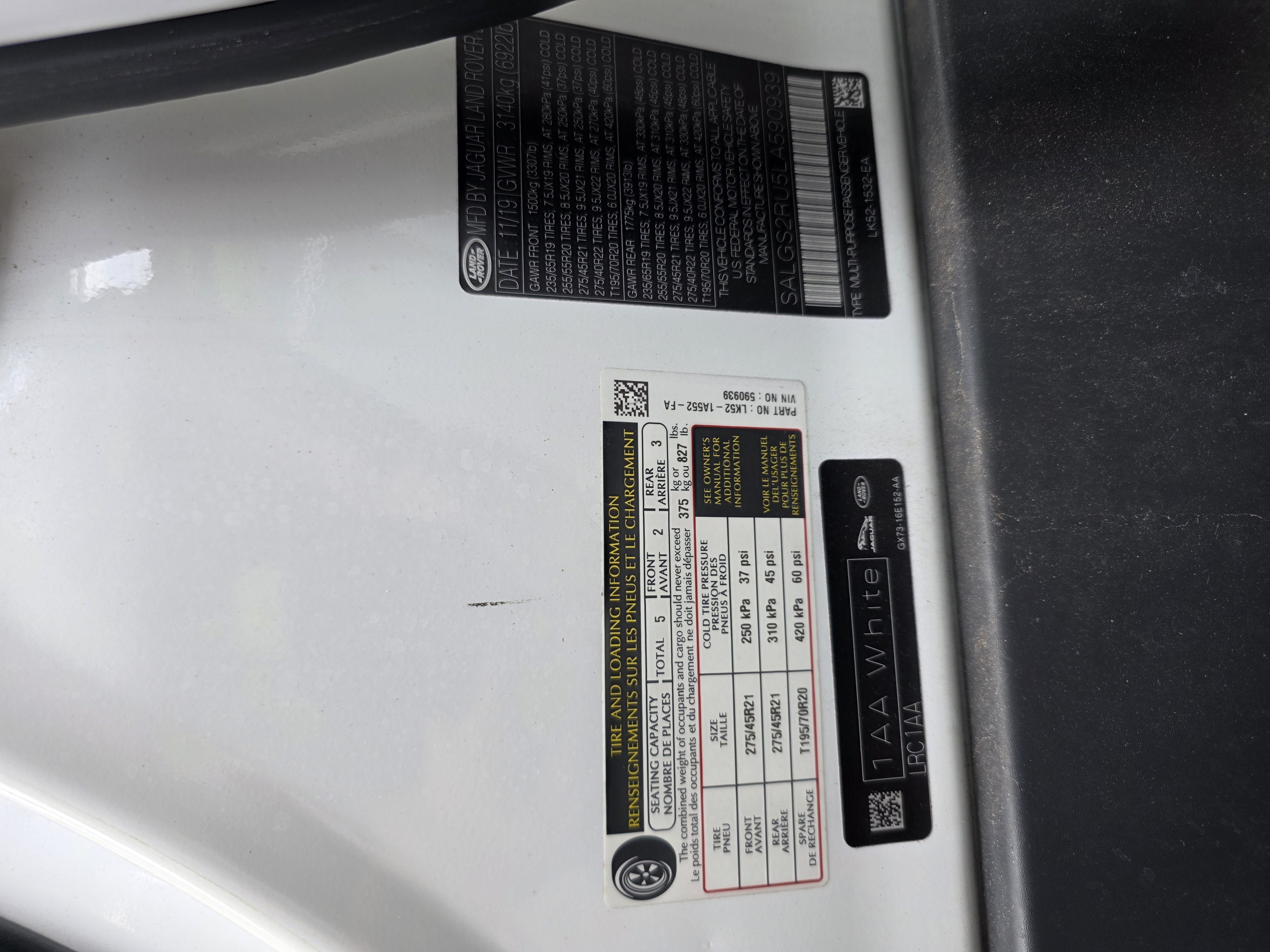 2020 Land Rover Range Rover HSE photo 28