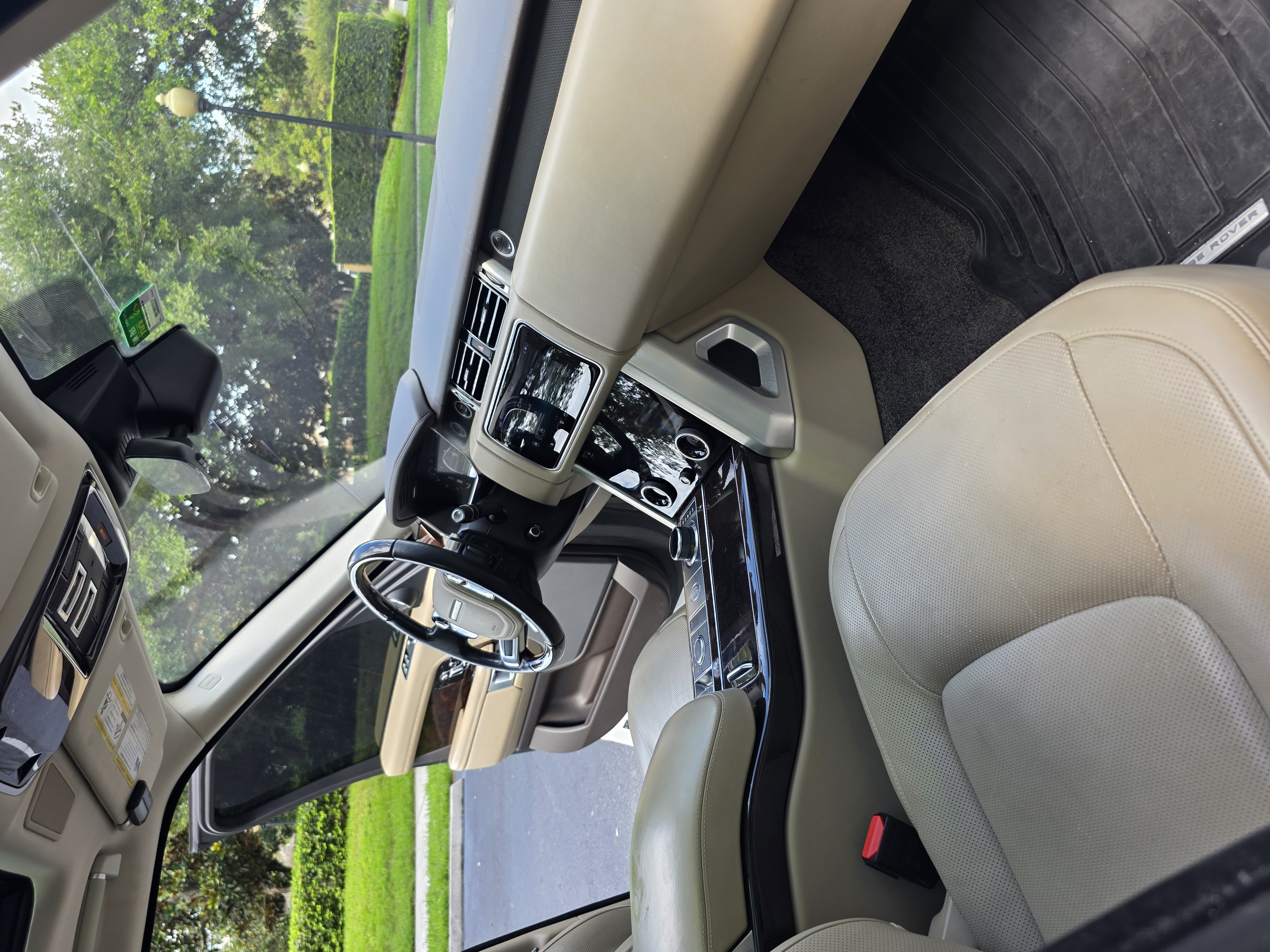 2020 Land Rover Range Rover HSE photo 55