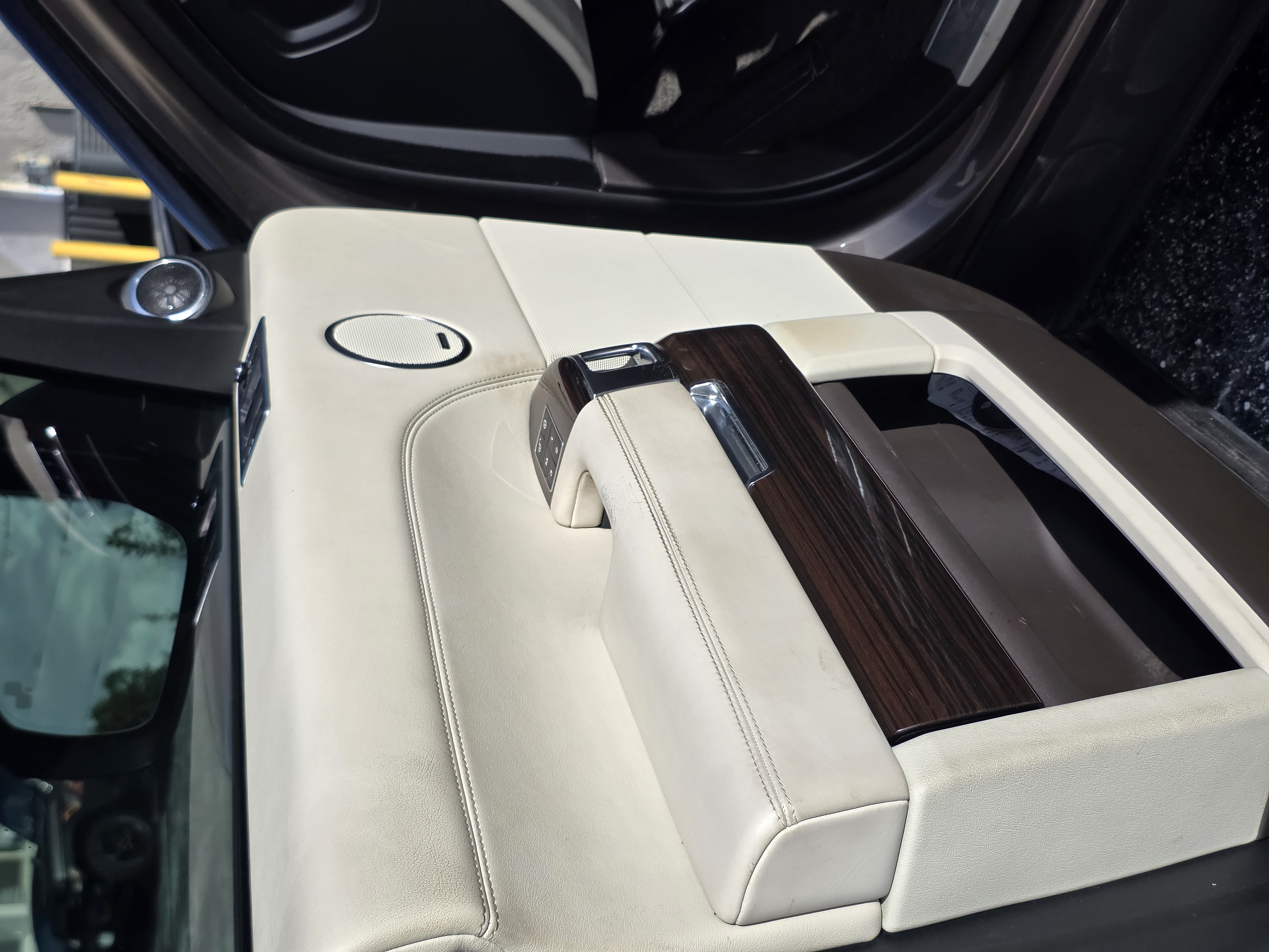 2015 Land Rover Range Rover Hse photo 46