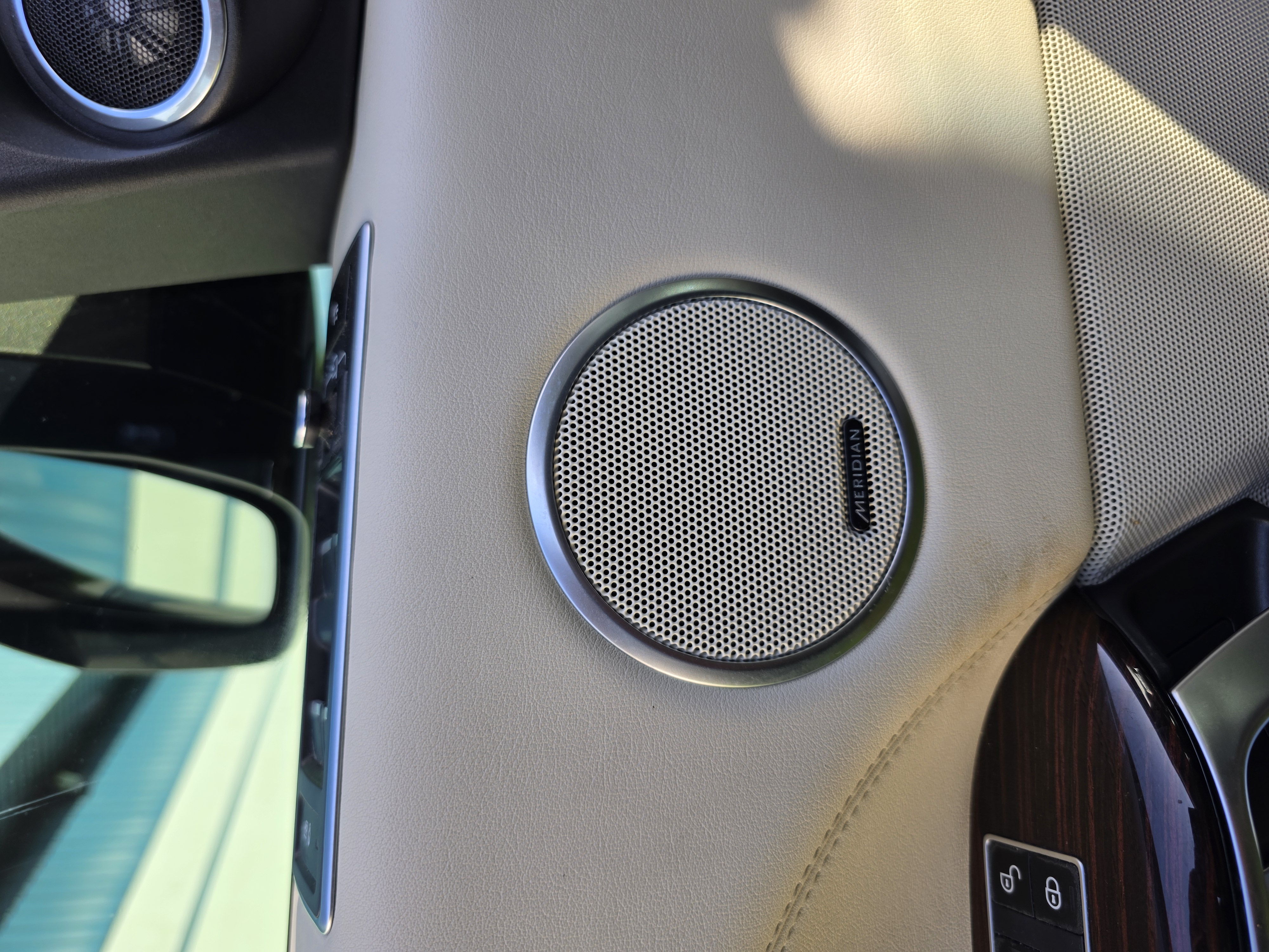 2015 Land Rover Range Rover Hse photo 51
