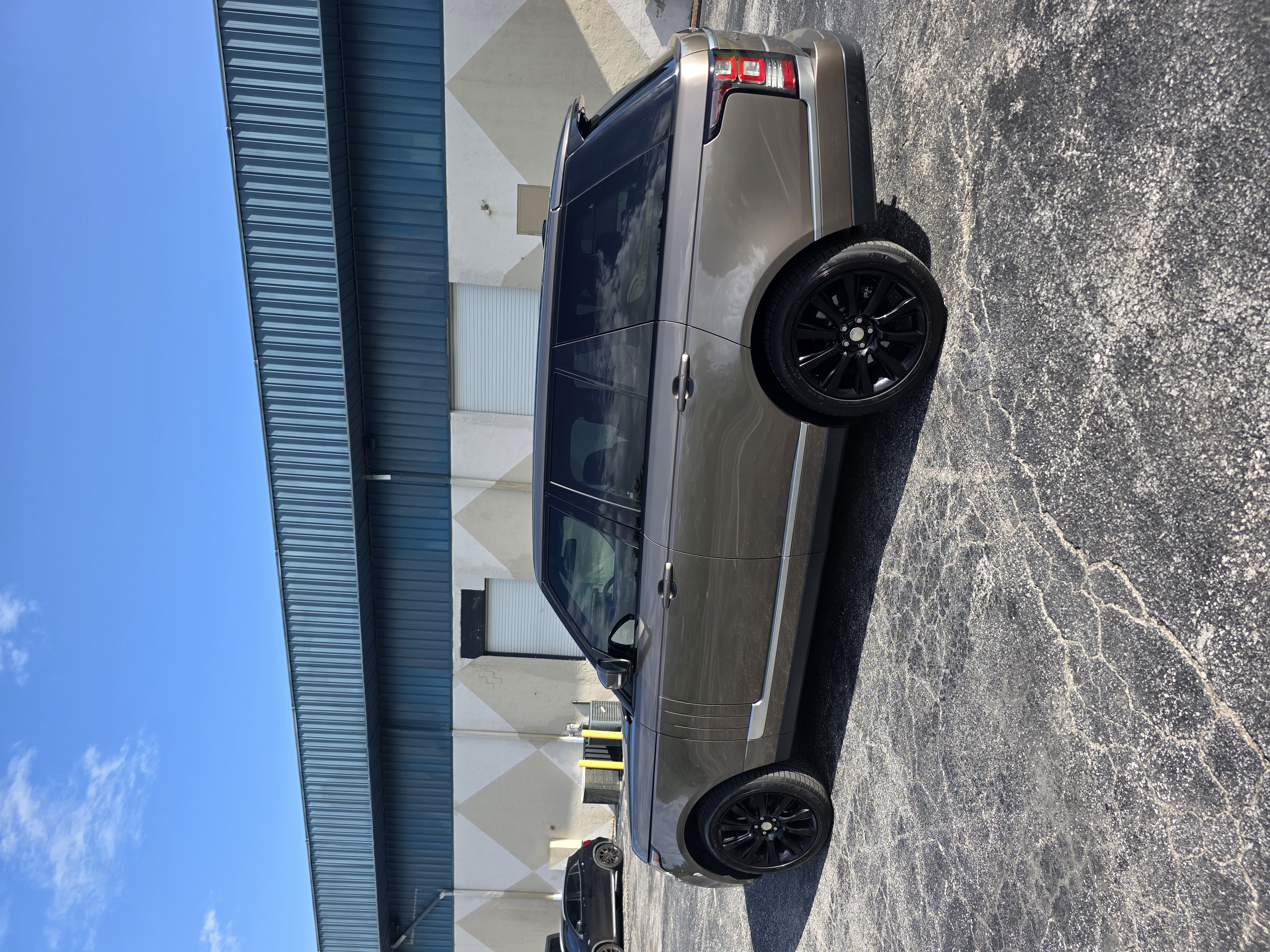 2015 Land Rover Range Rover Hse photo 2