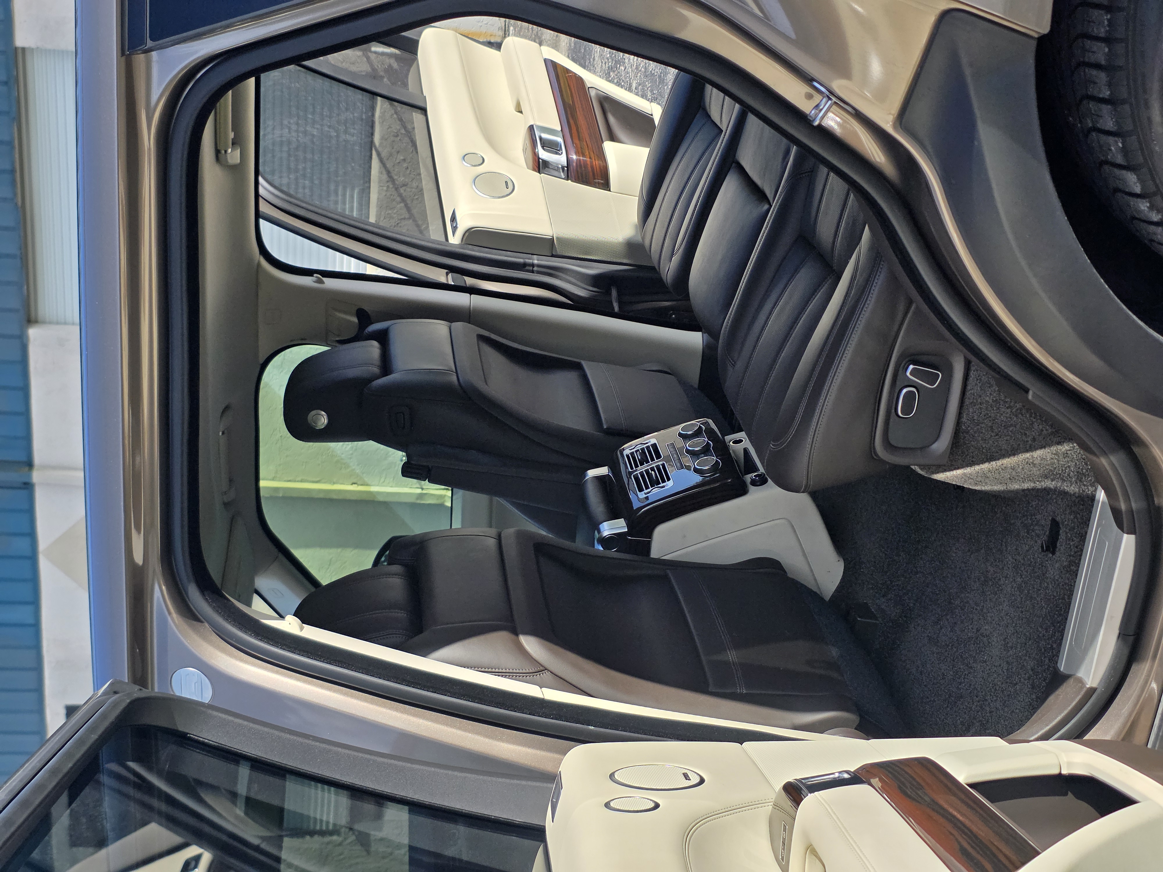 2015 Land Rover Range Rover Hse photo 32