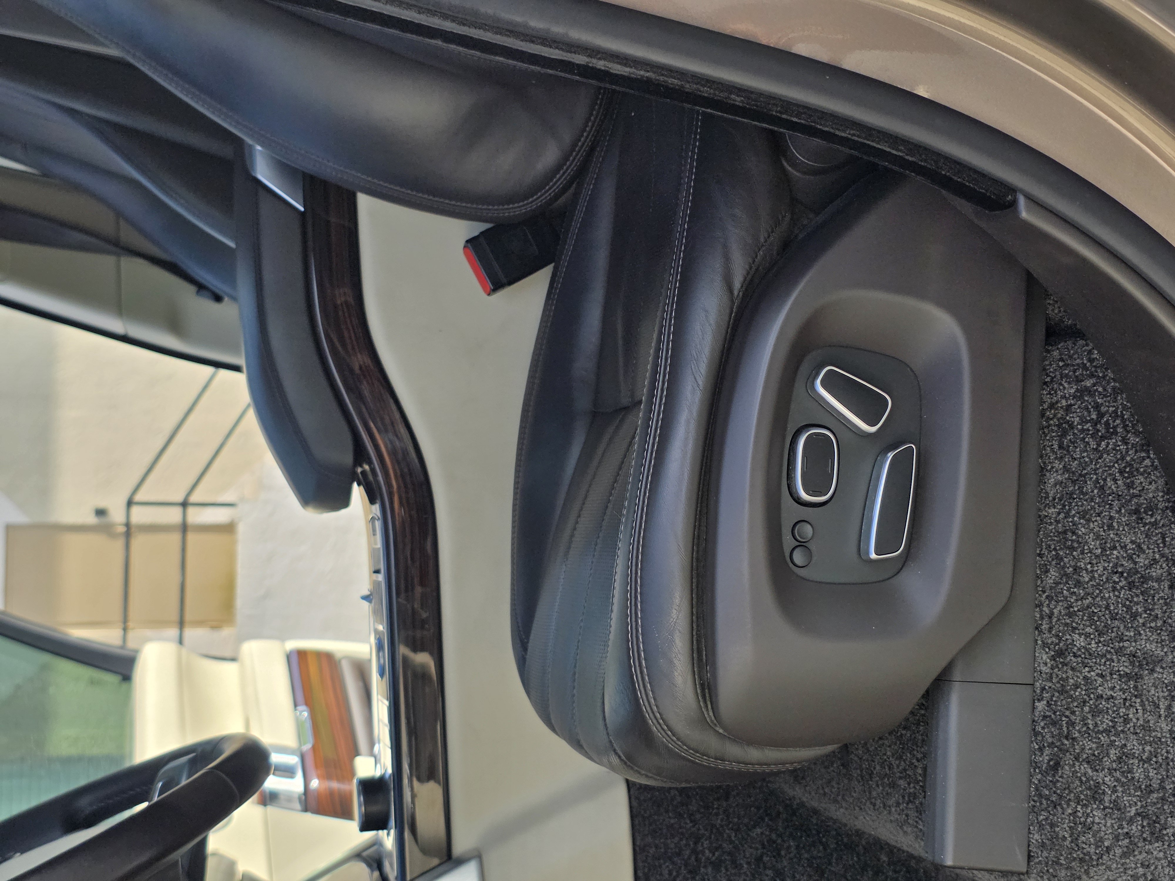 2015 Land Rover Range Rover Hse photo 48